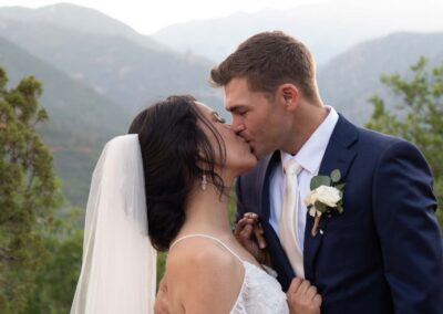 Craftwood Peak in Manitou Springs Wedding videography and photography by storybook weddings affordable reasonable price quality